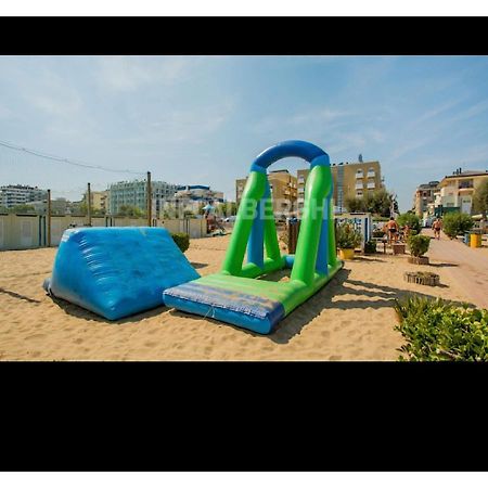 Hotel Silvana Beach Rimini Exterior photo